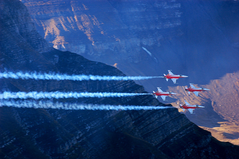23_Axalp_Patrouille Suisse_F-5E Tiger.jpg